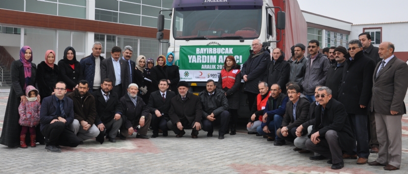 BAYIRBUCAK TÜRKMENLERİNE 4. YARDIM TIRIMIZI GÖNDERDİK 