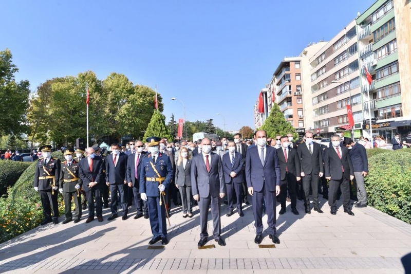 30 AĞUSTOS ZAFER BAYRAMI KUTLAMALARINA VAKIF MÜDÜRÜMÜZ KATILDI... 